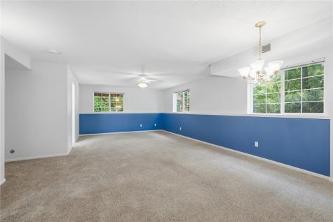 4121 Treeline Ct NE #4121 Cedar Rapids IA 52402