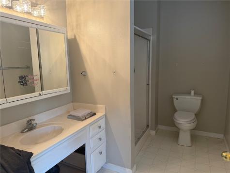 2920 Towne House Drive NE Cedar Rapids IA 52402