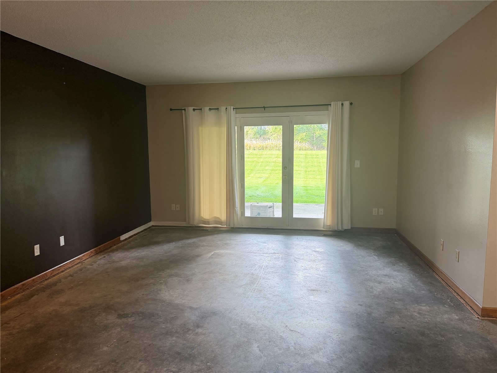 2920 Towne House Drive NE Cedar Rapids IA 52402