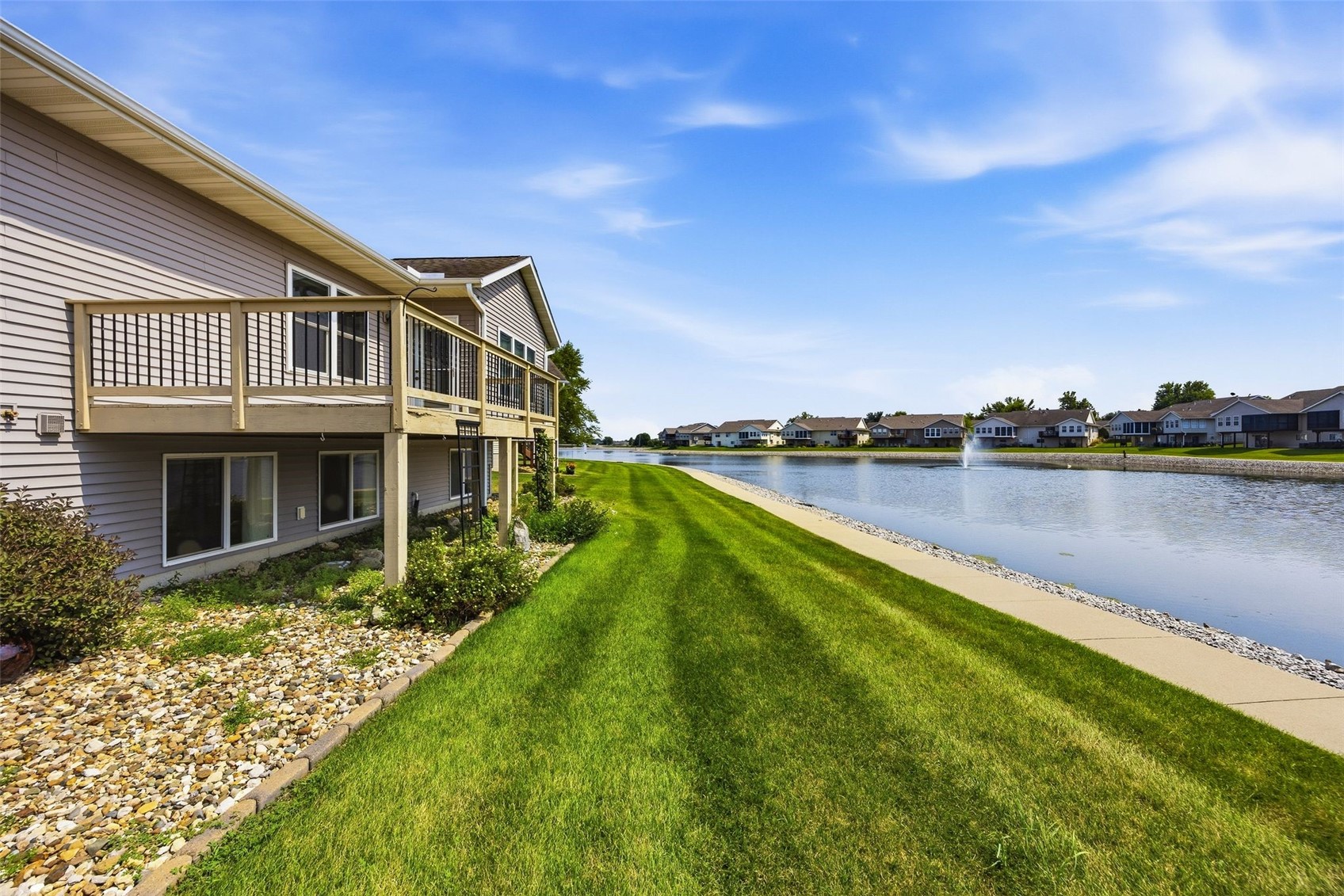 7101 Waterview Drive SW Cedar Rapids IA 52404