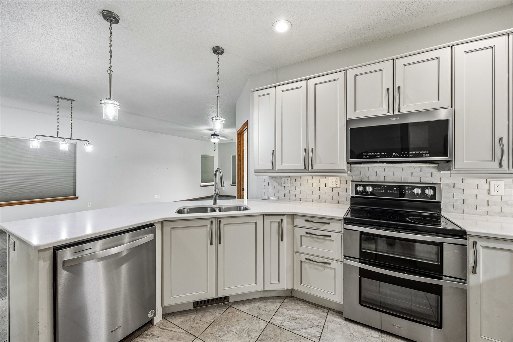 7101 Waterview Drive SW Cedar Rapids IA 52404