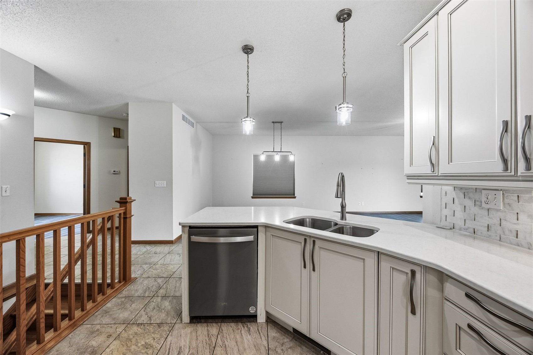 7101 Waterview Drive SW Cedar Rapids IA 52404