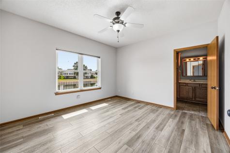 7101 Waterview Drive SW Cedar Rapids IA 52404