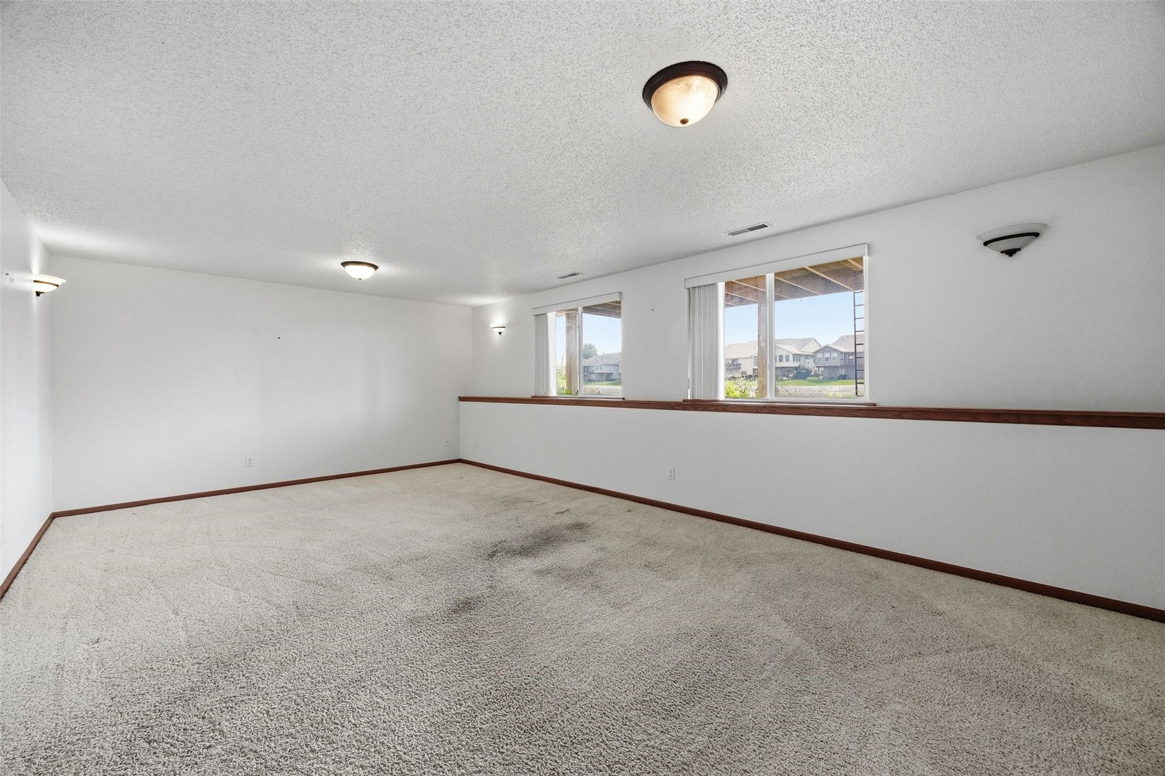 7101 Waterview Drive SW Cedar Rapids IA 52404