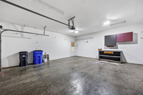 7101 Waterview Drive SW Cedar Rapids IA 52404