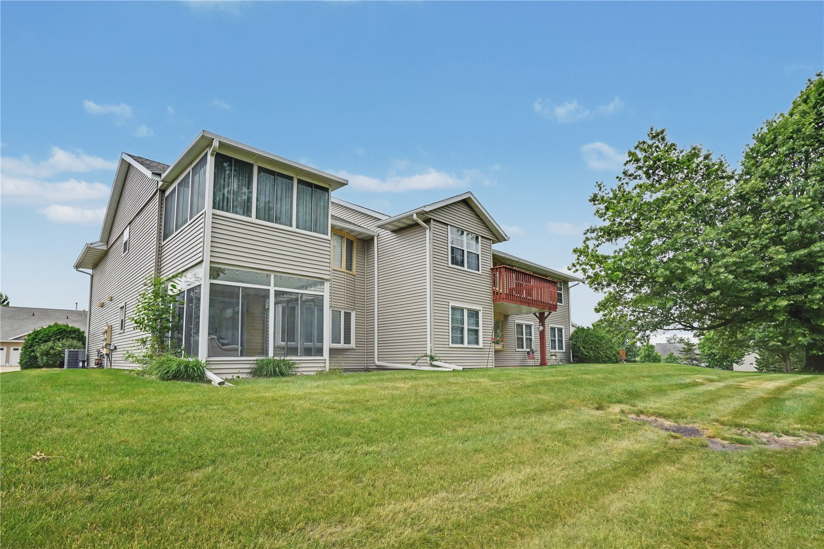 6208 Greenbriar Ln SW Unit C Cedar Rapids IA 52404