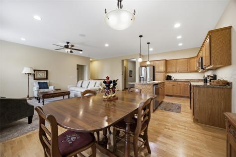 607 Stone Hedge Drive NW Cedar Rapids IA 52405