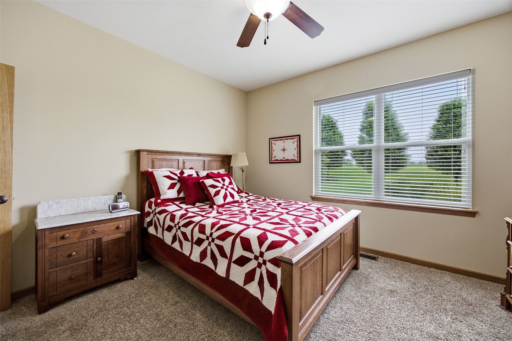 607 Stone Hedge Drive NW Cedar Rapids IA 52405