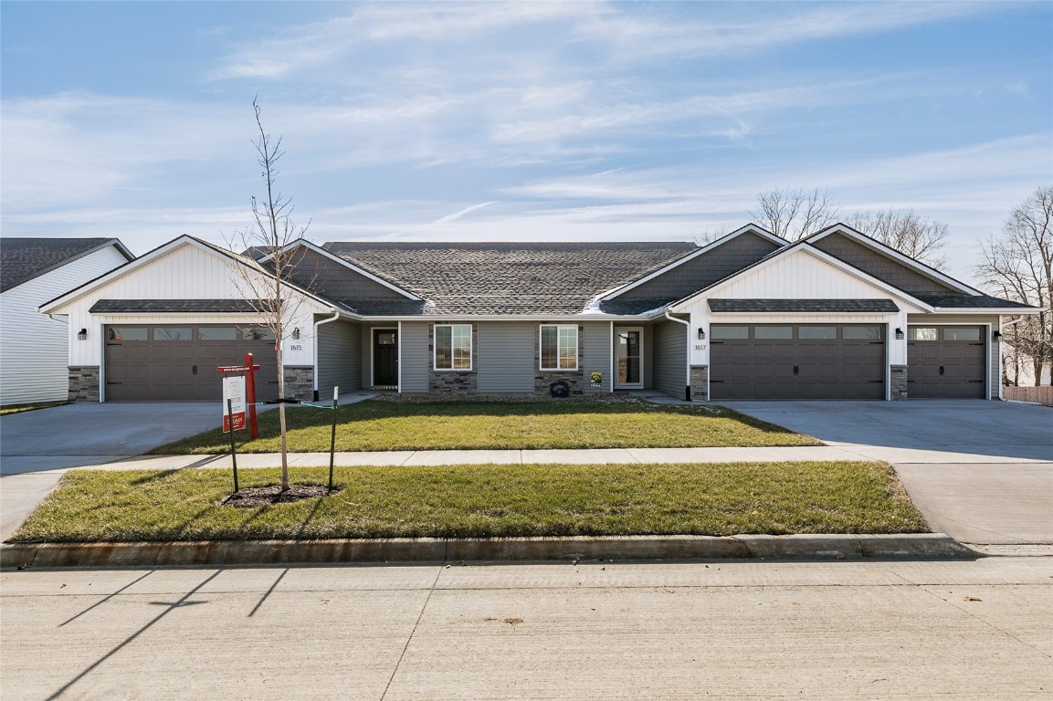 1615 Petrus Drive NE Cedar Rapids IA 52402
