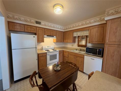 830 Kerry Lane SE Cedar Rapids IA 52403
