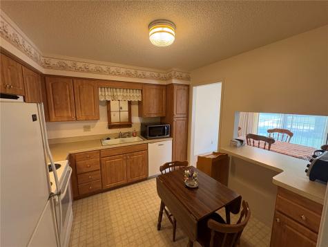 830 Kerry Lane SE Cedar Rapids IA 52403