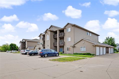 515 Penn Court #7 North Liberty IA 52317