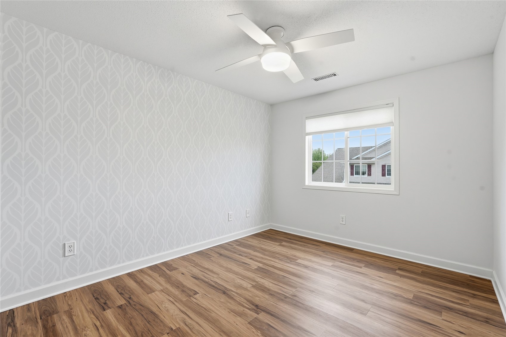 1079 74th NE Cedar Rapids IA 52402