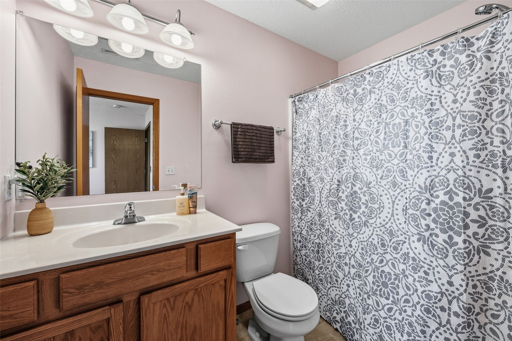 366 Kelso Drive Fairfax IA 52228
