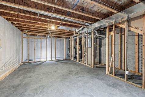 366 Kelso Drive Fairfax IA 52228