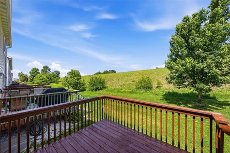 366 Kelso Drive Fairfax IA 52228