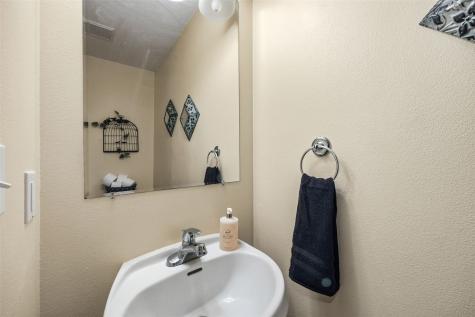 366 Kelso Drive Fairfax IA 52228