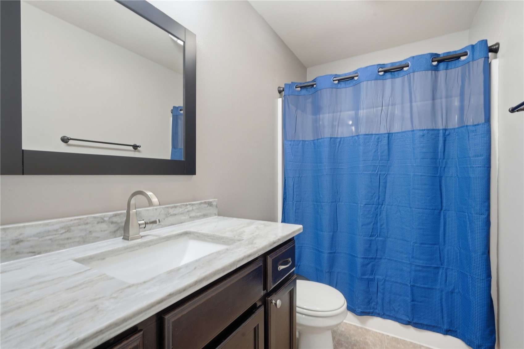 5613 Dostal Drive Cedar Rapids IA 52404