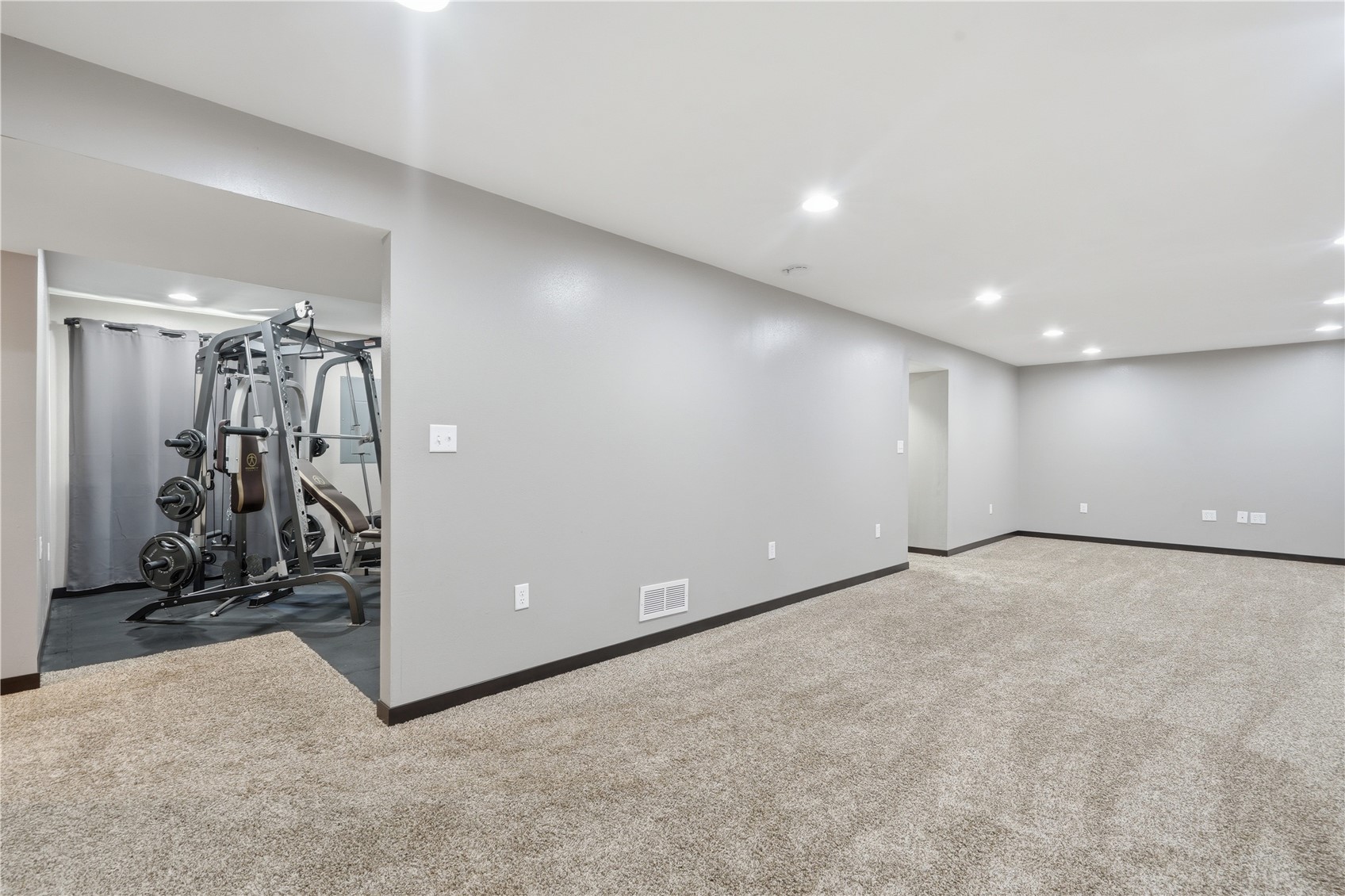 5613 Dostal Drive Cedar Rapids IA 52404
