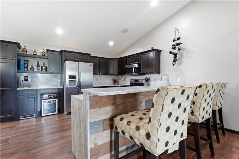 5613 Dostal Drive Cedar Rapids IA 52404