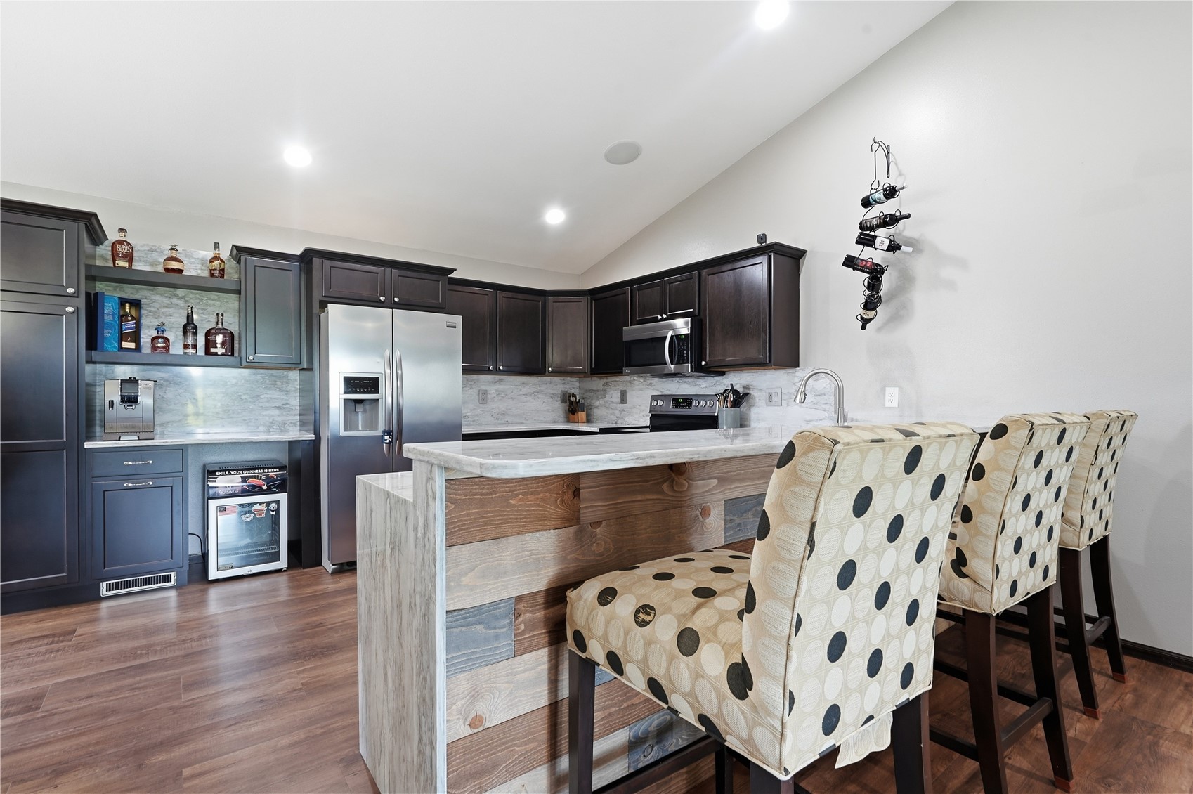 5613 Dostal Drive Cedar Rapids IA 52404