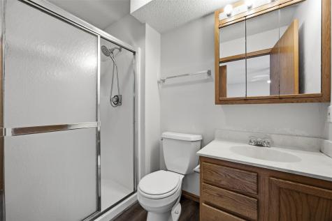 536 West Side Drive Iowa City IA 52246