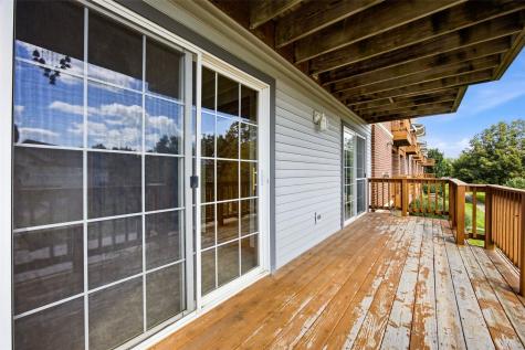 536 West Side Drive Iowa City IA 52246