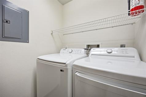 536 West Side Drive Iowa City IA 52246