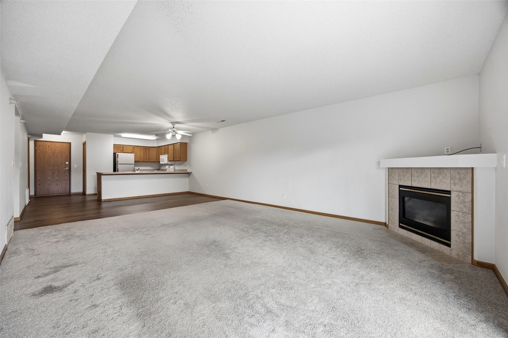 536 West Side Drive Iowa City IA 52246