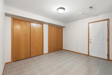 6 Ashford Place Iowa City IA 52245