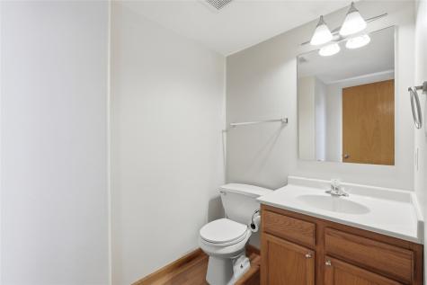 6 Ashford Place Iowa City IA 52245