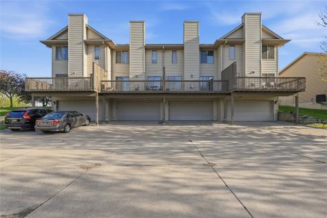6 Ashford Place Iowa City IA 52245