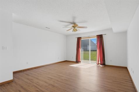939 Grand Avenue Court Marion IA 52302