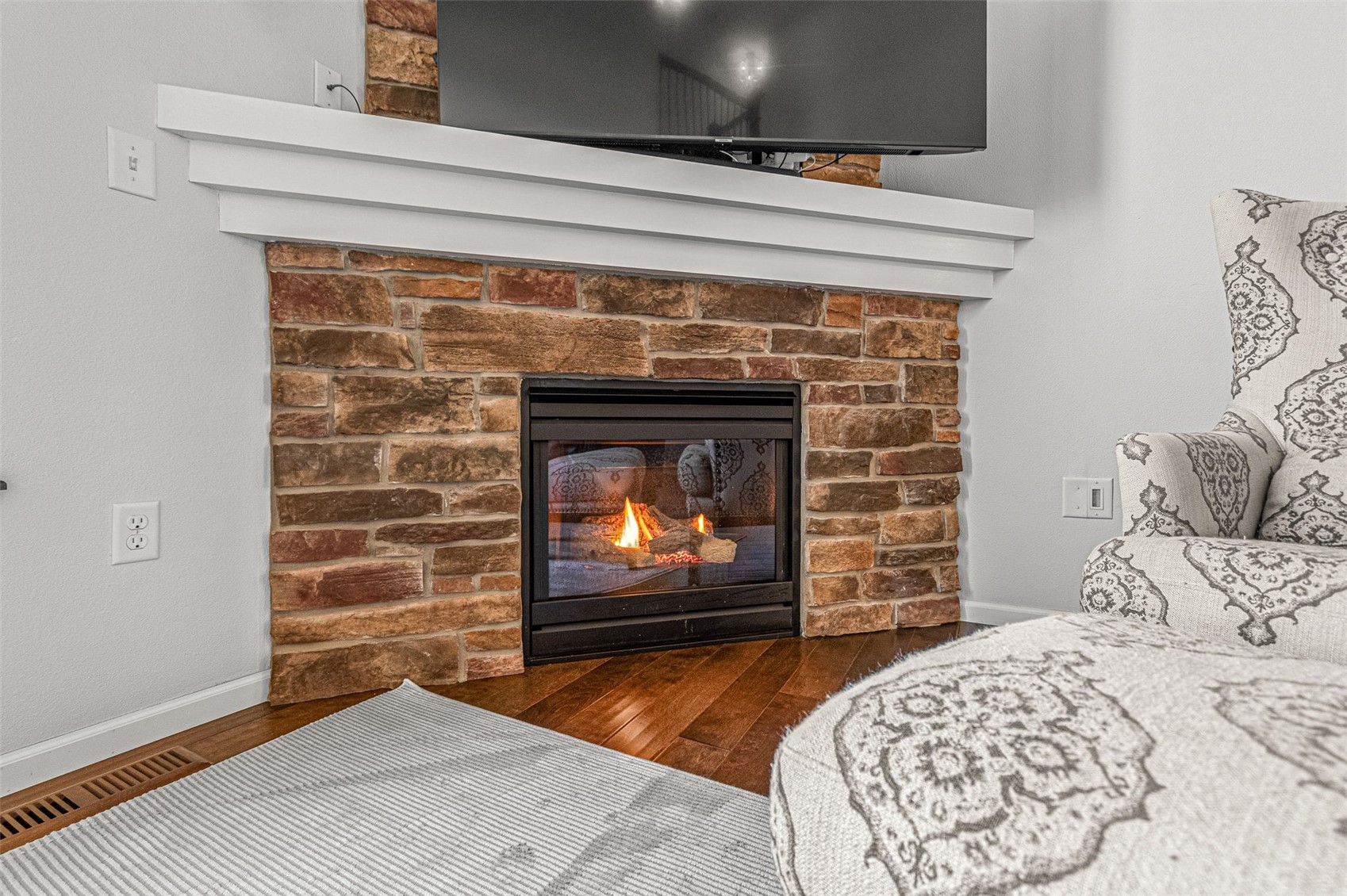 704 Mission Point Road Iowa City IA 52245
