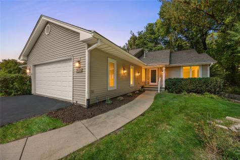 3810 Antelope Trail NE Cedar Rapids IA 52402