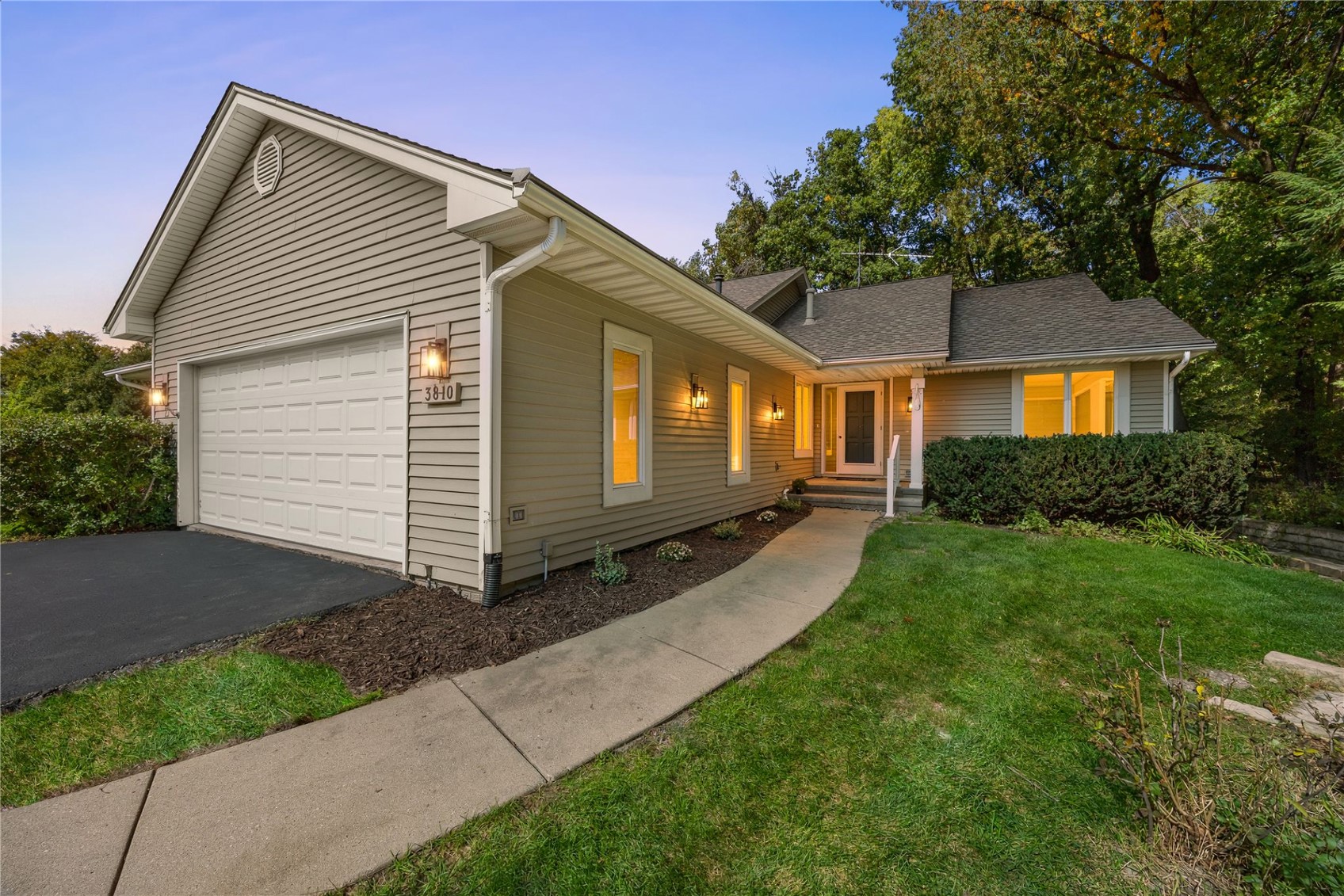 3810 Antelope Trail NE Cedar Rapids IA 52402
