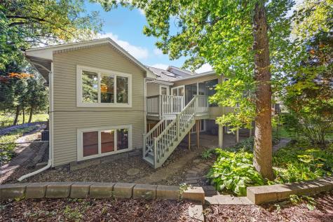 3810 Antelope Trail NE Cedar Rapids IA 52402