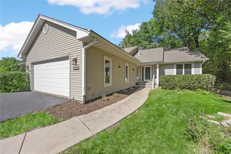 3810 Antelope Trail NE Cedar Rapids IA 52402