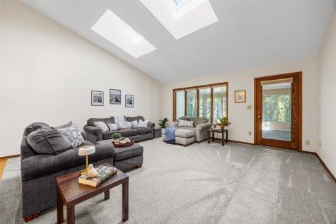 3810 Antelope Trail NE Cedar Rapids IA 52402