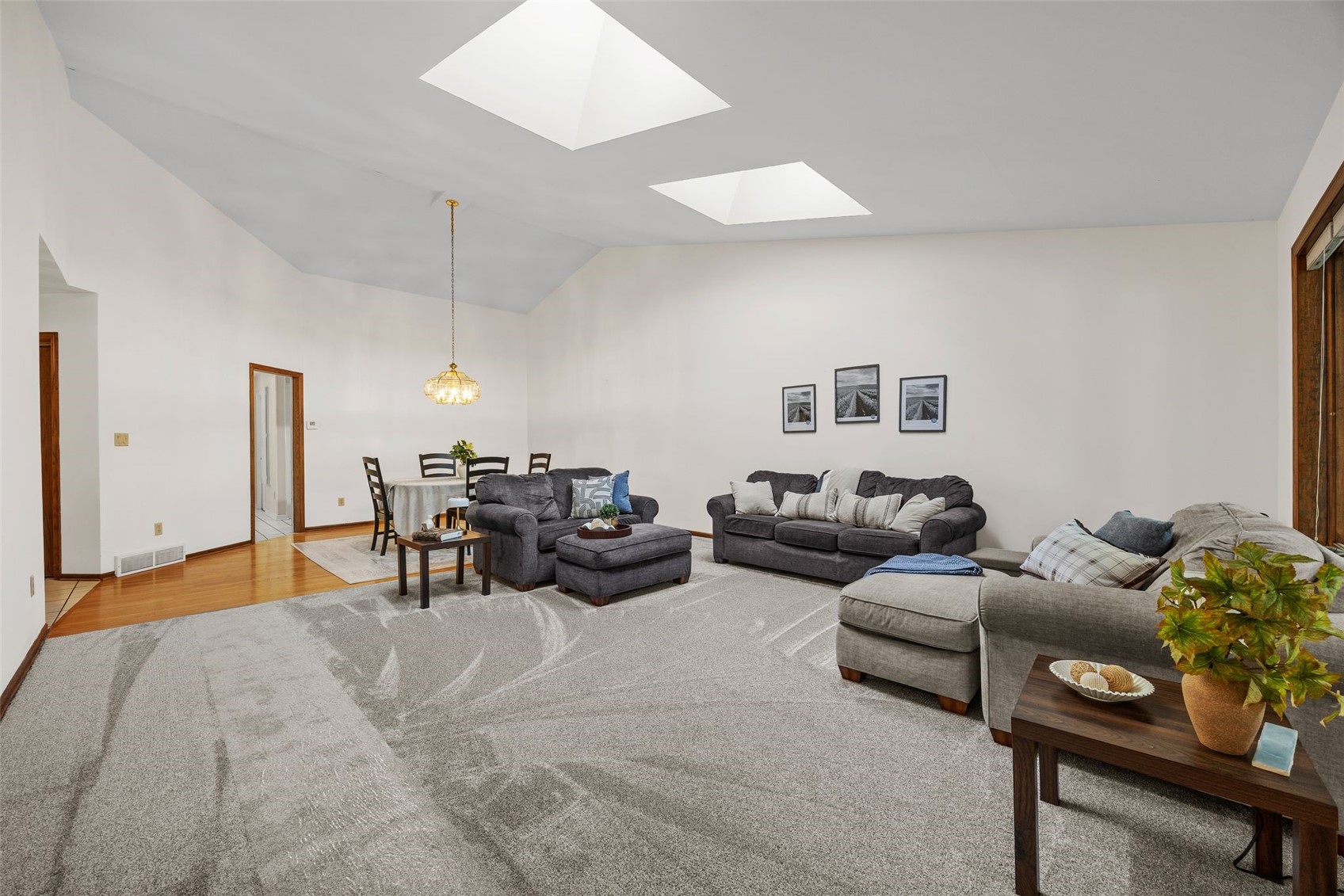3810 Antelope Trail NE Cedar Rapids IA 52402
