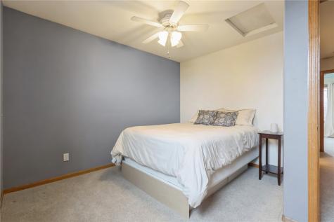 2262 49th Street Marion IA 52302
