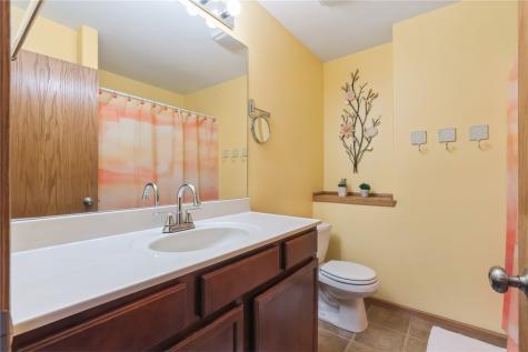 2262 49th Street Marion IA 52302