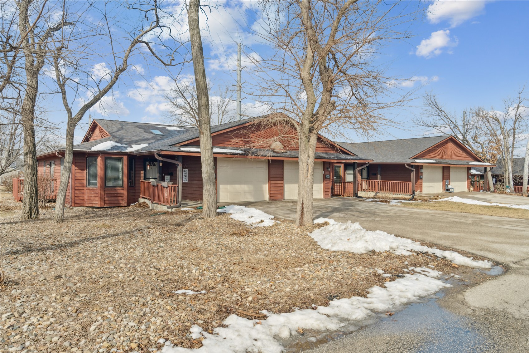 140 35th Street Drive SE Cedar Rapids IA 52403