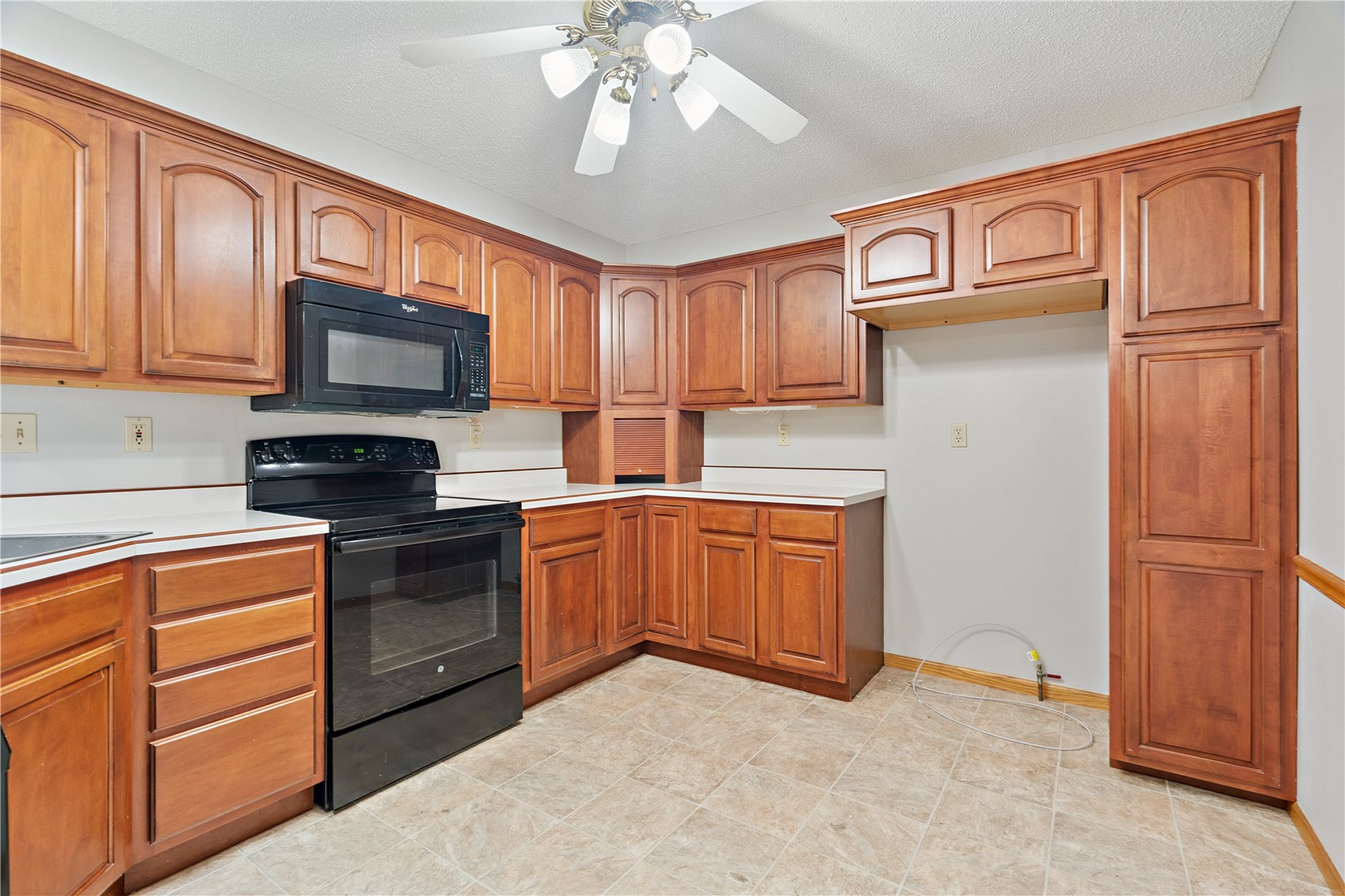 140 35th Street Drive SE Cedar Rapids IA 52403