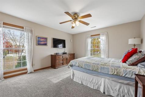 4545 Westchester Drive Drive NE Cedar Rapids IA 52402
