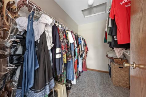4545 Westchester Drive Drive NE Cedar Rapids IA 52402