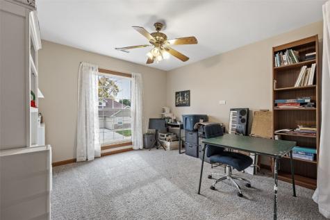 4545 Westchester Drive Drive NE Cedar Rapids IA 52402