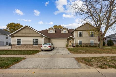 4545 Westchester Drive Drive NE Cedar Rapids IA 52402