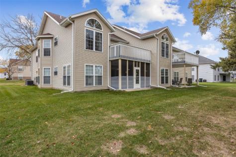 4545 Westchester Drive Drive NE Cedar Rapids IA 52402