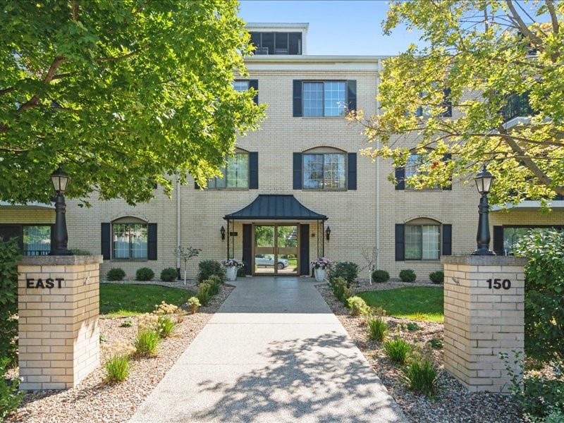 150 Thompson Drive SE Cedar Rapids IA 52403